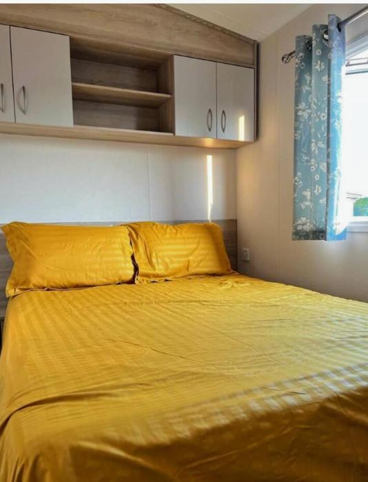 8 Berth Caravan,pet Friendly.